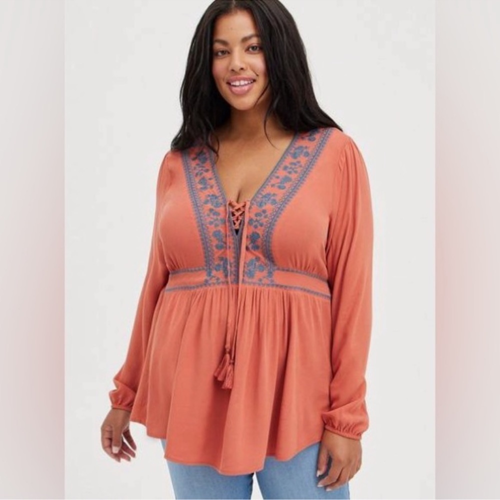 Torrid Babydoll Rayon Crepe Embroidered Lace-Up Top Sz 1X